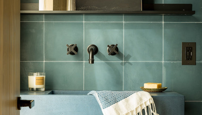 matte vs polished tile for bathrooms: pros, cons, and expert choices