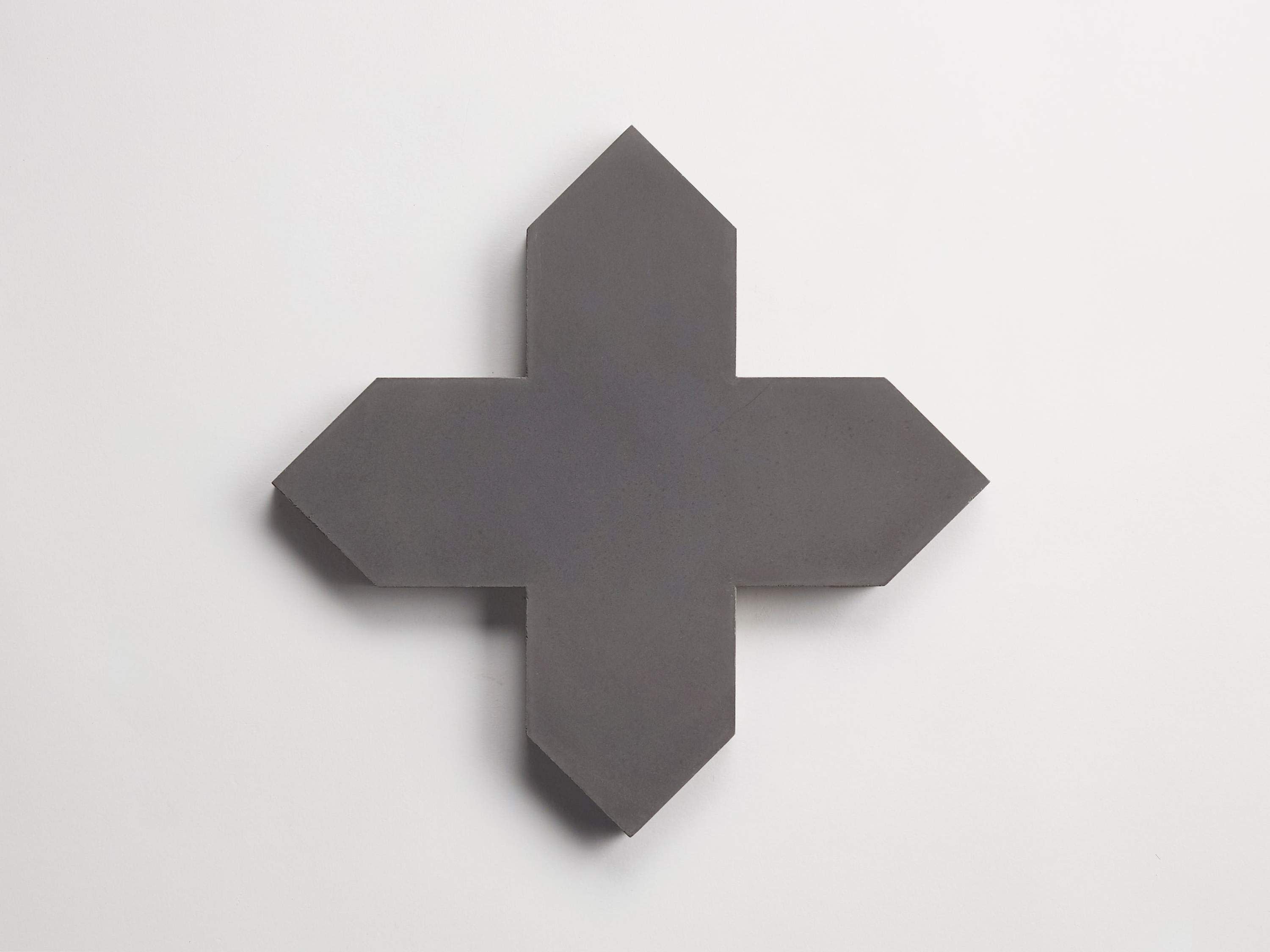 clé cement | pavimenti | charcoal | casablanca star & cross