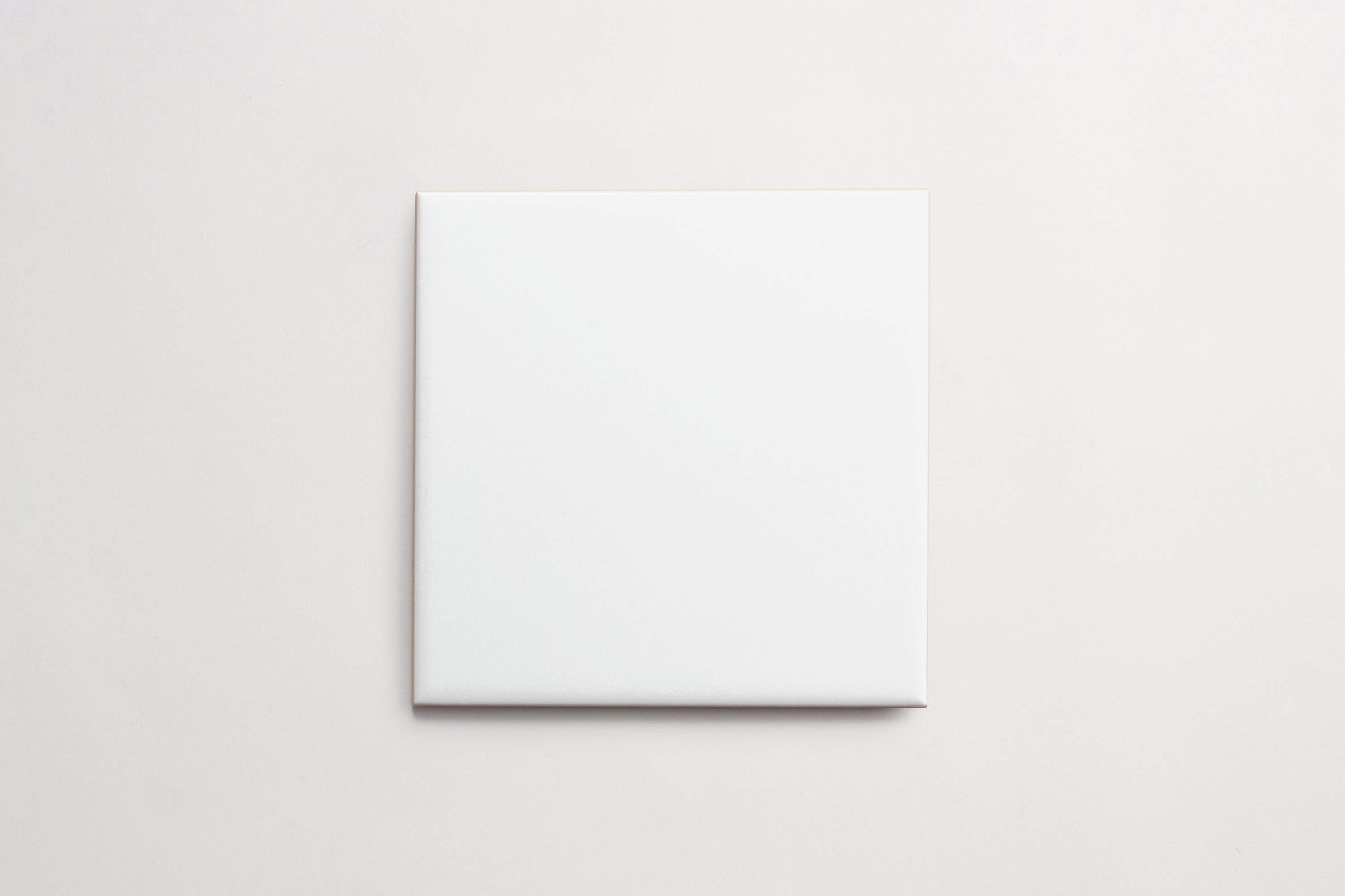clé tile | ceramic | white | 6
