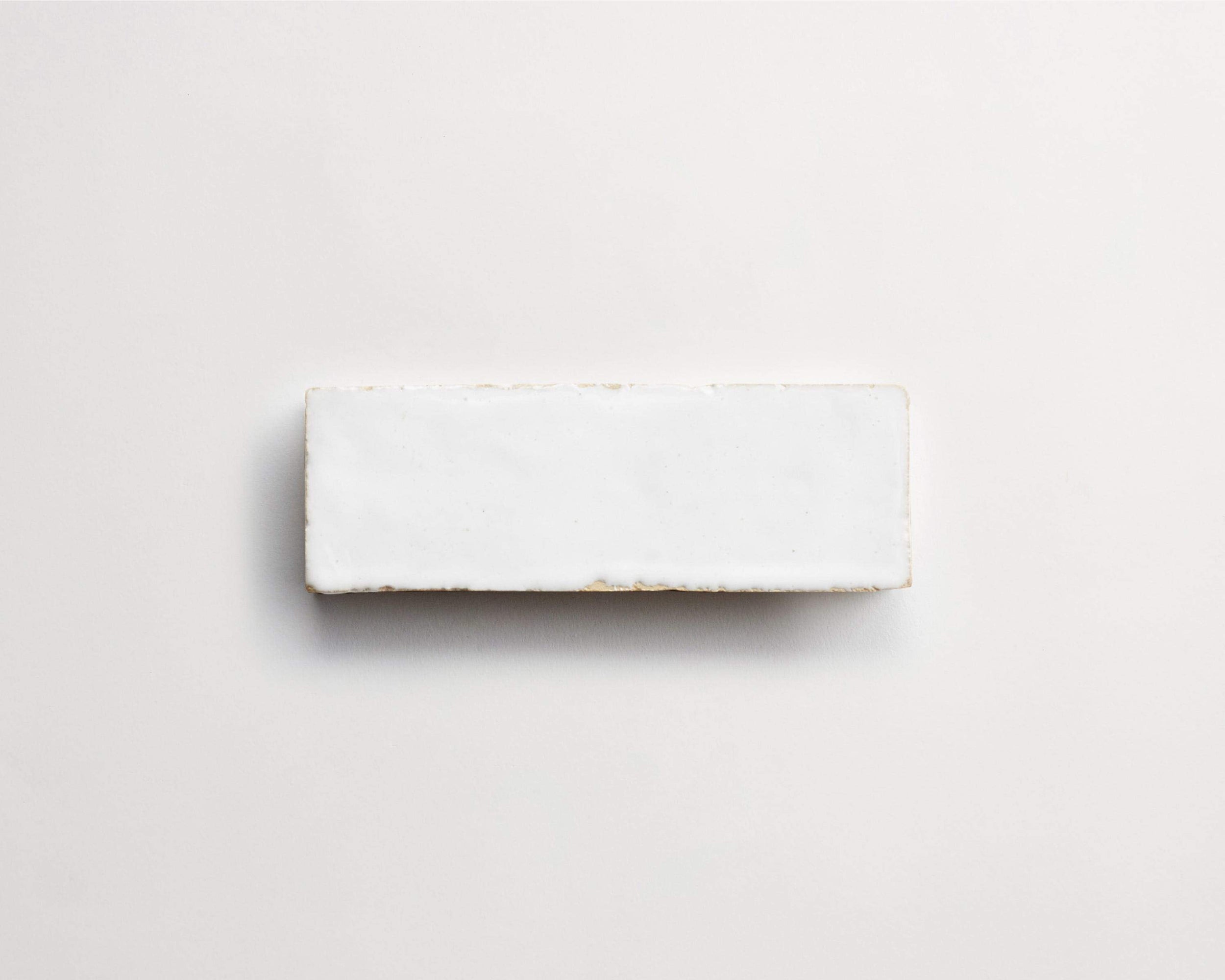 z21243_cle_tile_zellige_seasalt_2x6_single_overhead_main_3000x2400_1.jpg