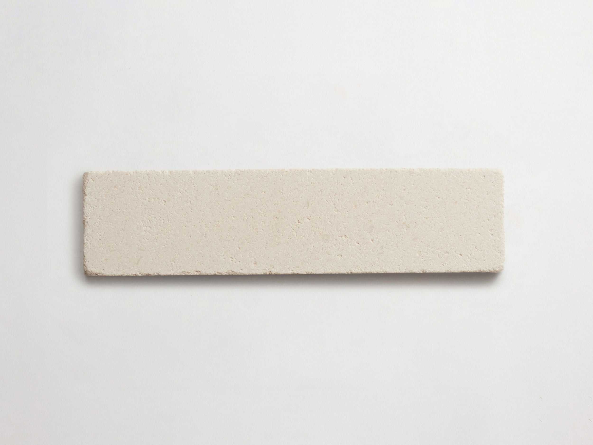 cle-tile-stone-tumbled-lapidary-blade-single-white-limestone-3000x2250-300dpi.jpg