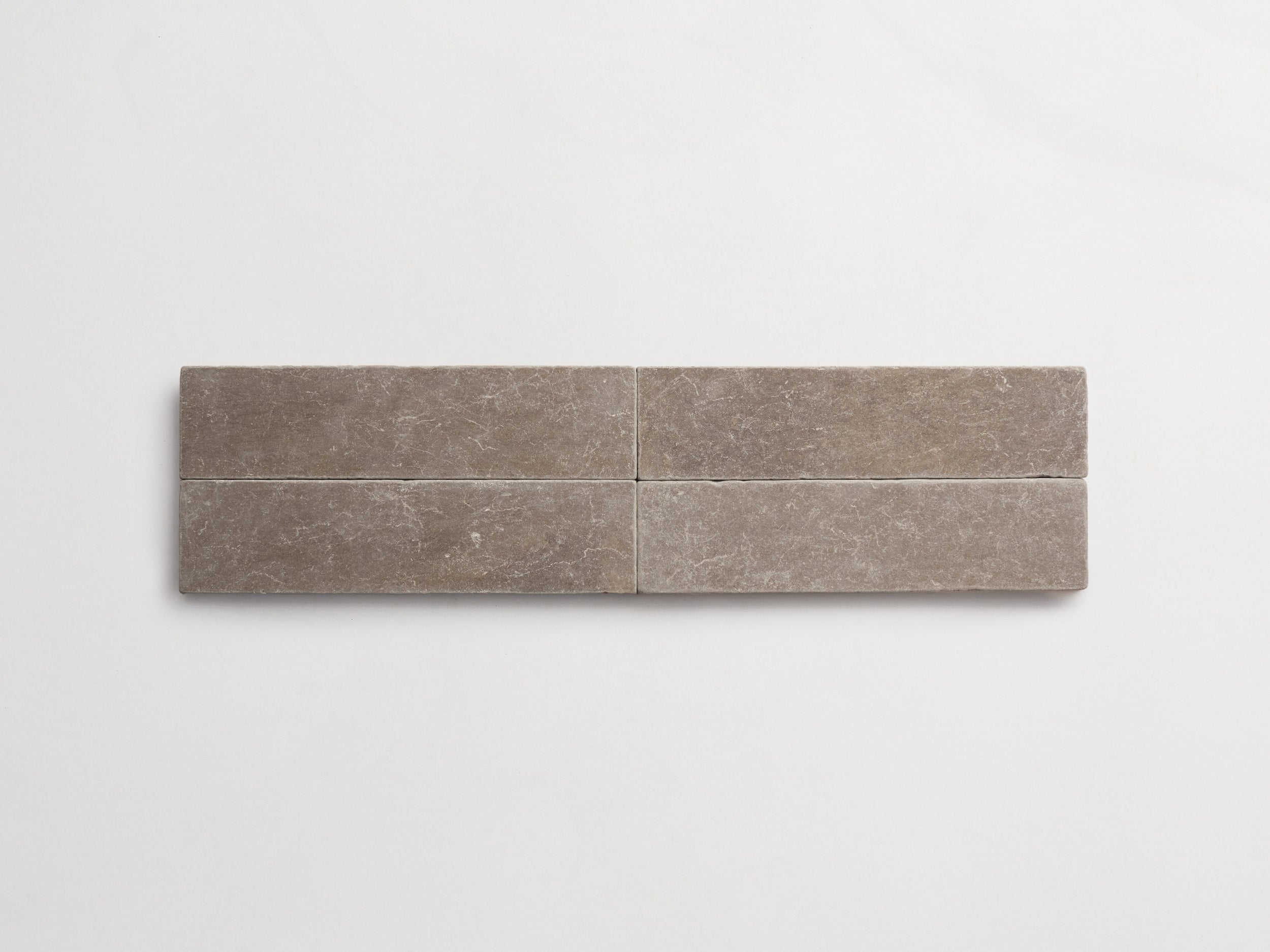 cle-tile-stone-tumbled-lapidary-blade-4up-cashmere-grey-3000x2250-300dpi.jpg