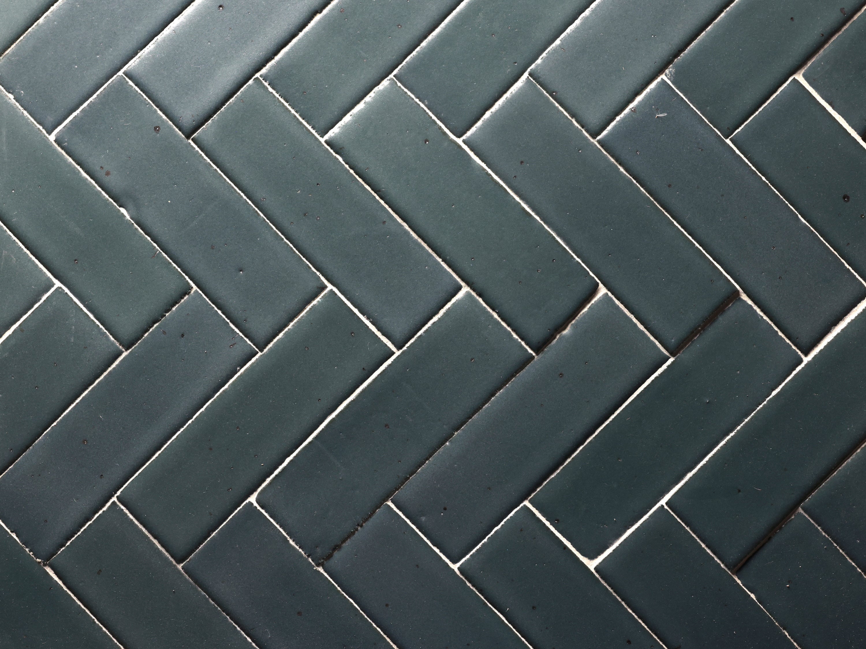 Navy blue tile | 2x8 | Denimcraft collection | Workwear | clé