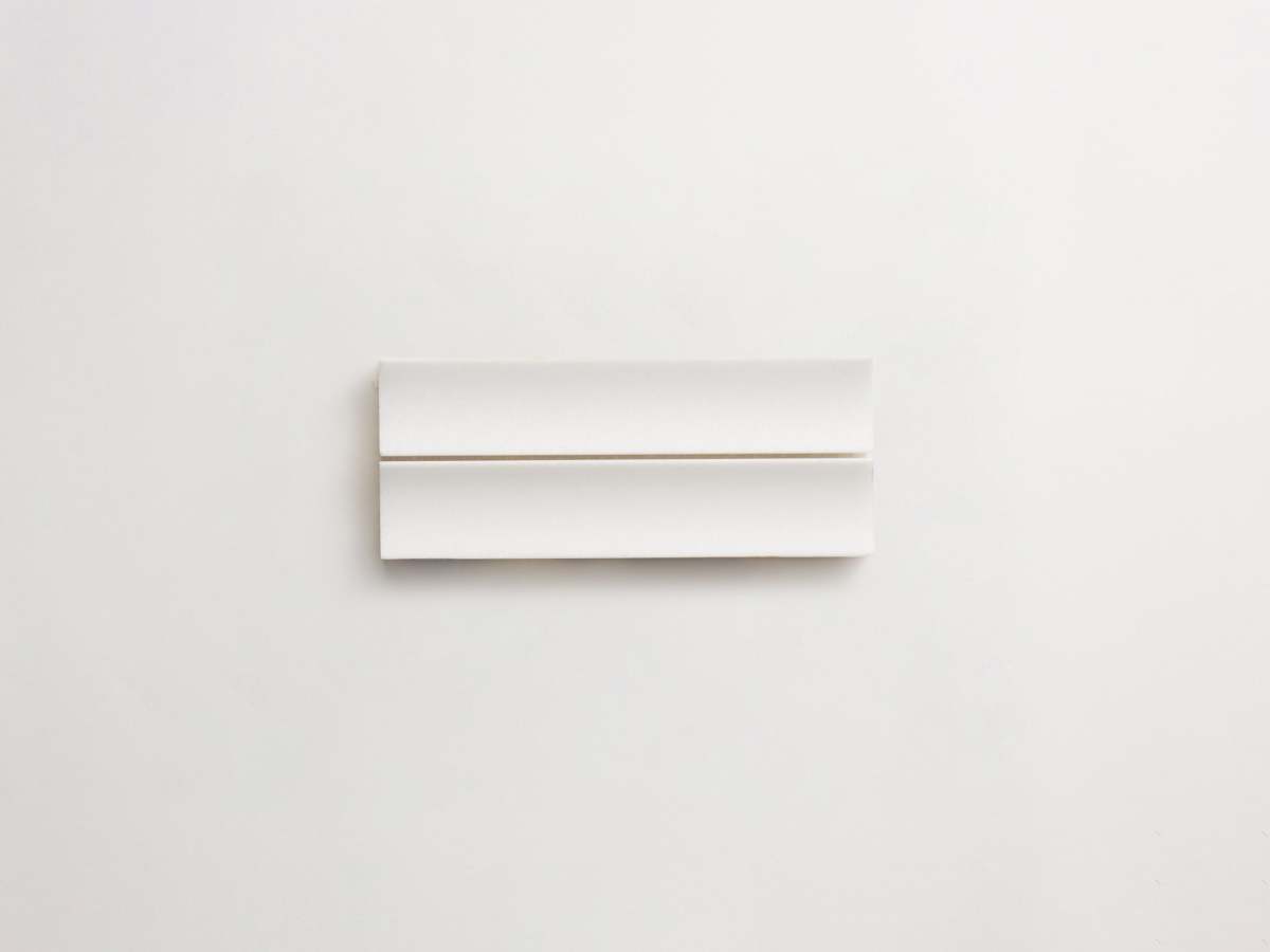 Fluted 3d-tile white marble thassos etui petit.