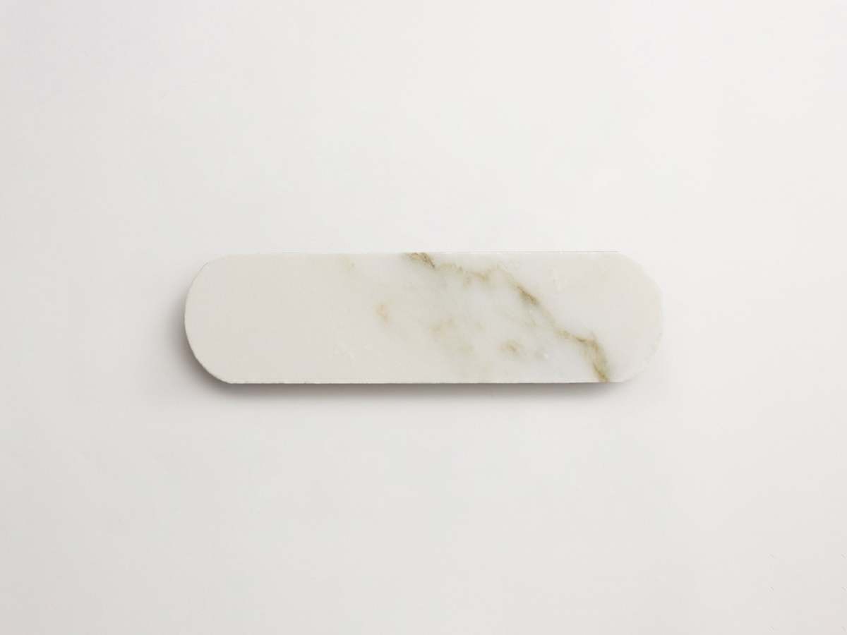 Marble tile calacatta gold oval lapidary tile.