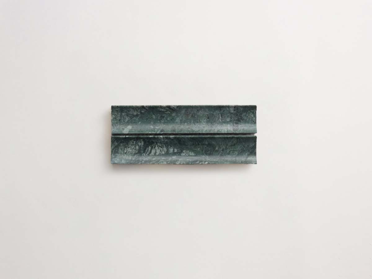 fluted 3d-tile | green marble | etui petit lapidary | clé