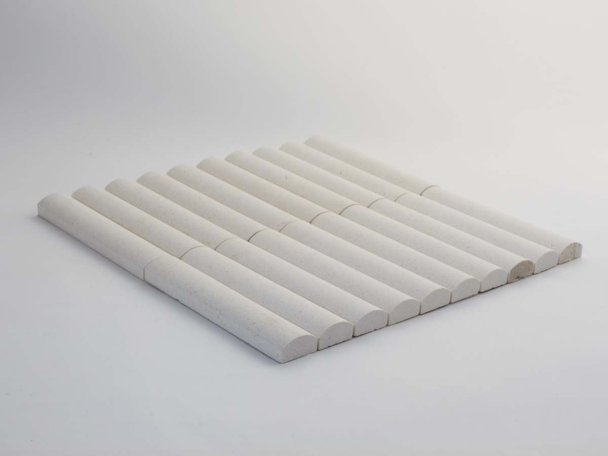 rounded white 3d-tile | limestone | cabochon short | clé