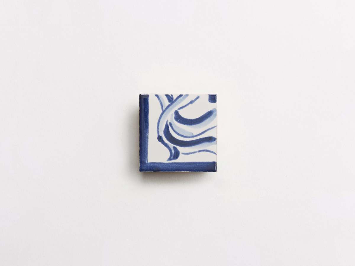 Decorative square ceramic blue majolica bathroom delft.