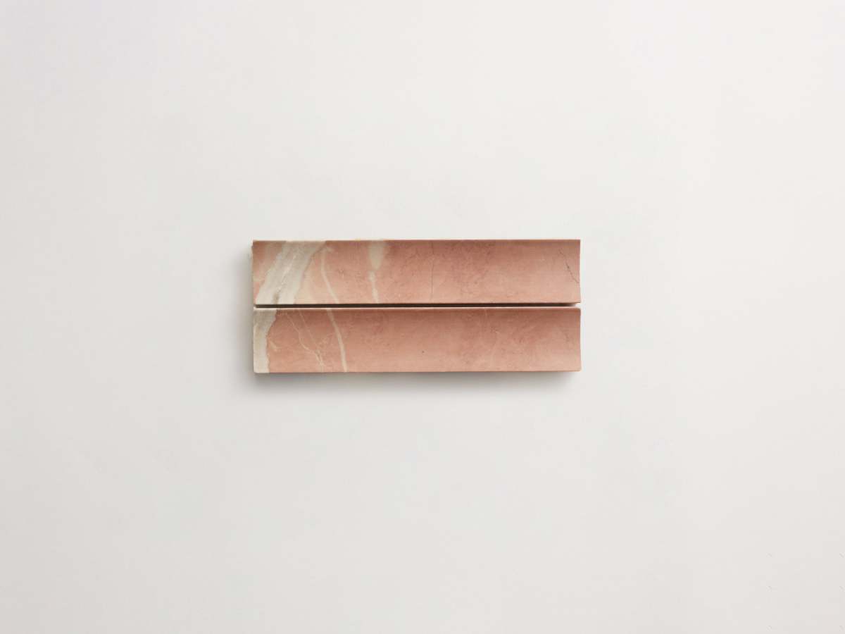 Fluted 3d-tile red marble etui petit lapidary.