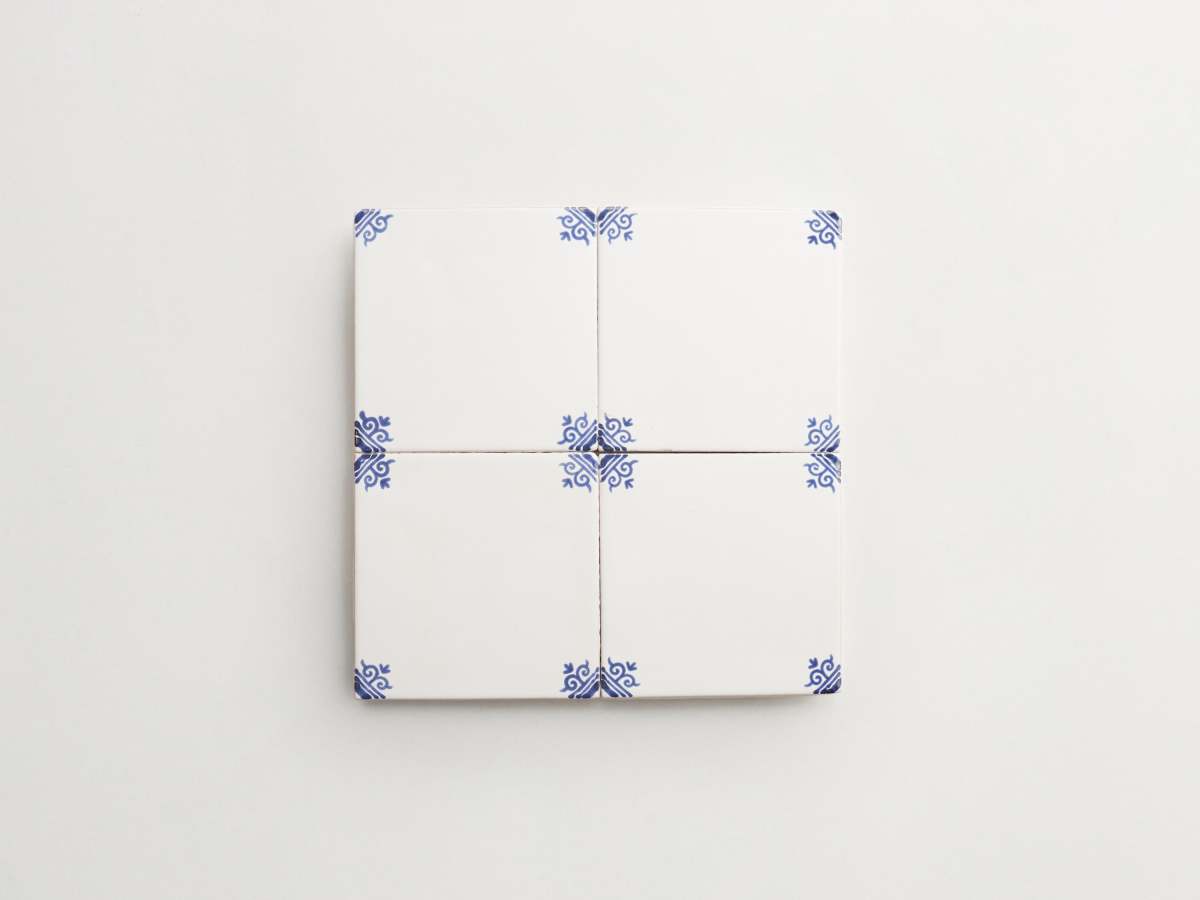 Decorative light blue ceramic tile backsplash delft.