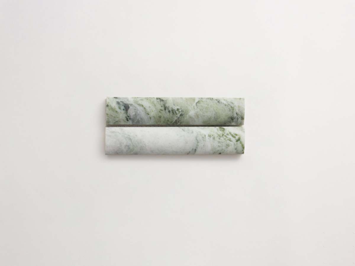 Green marble rounded 3d-tile lapidary cabochon short.