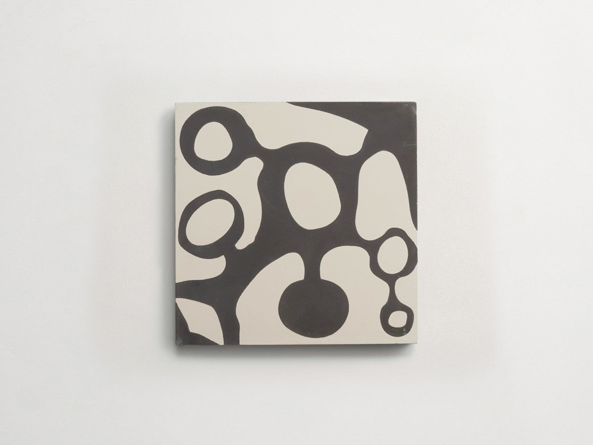 Ruan Hoffmann cement tile Paris Fizz pattern White, Grey.