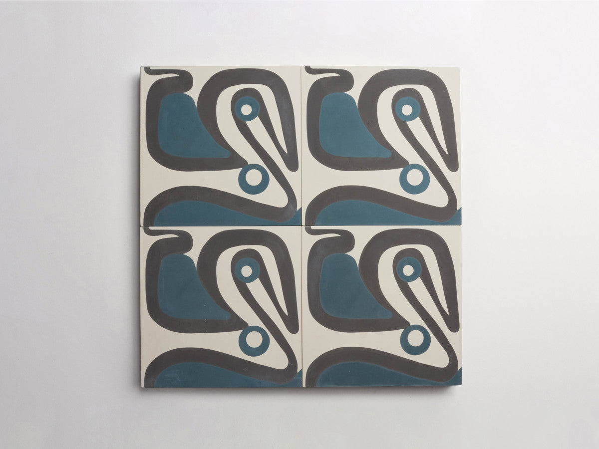Ruan Hoffmann cement tile Tokyoyo pattern White, Blue.
