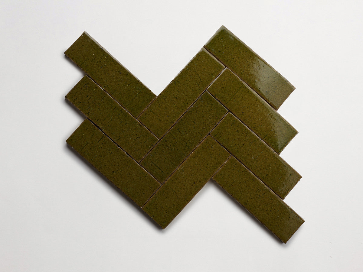 Glazed thin brick 2½x8 Taghkanic Tan Green guild.