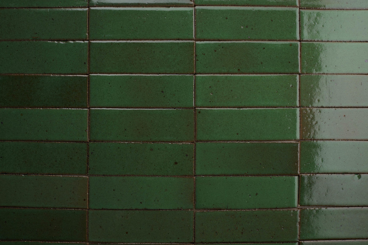 Glazed thin brick 2½x8 Cedar Grove Green guild.