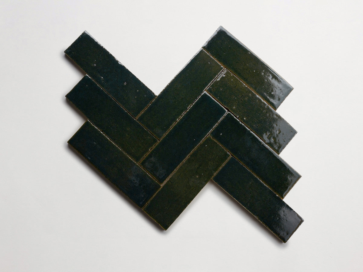 Glazed thin brick 2½x8 Turtle Bay Green guild.