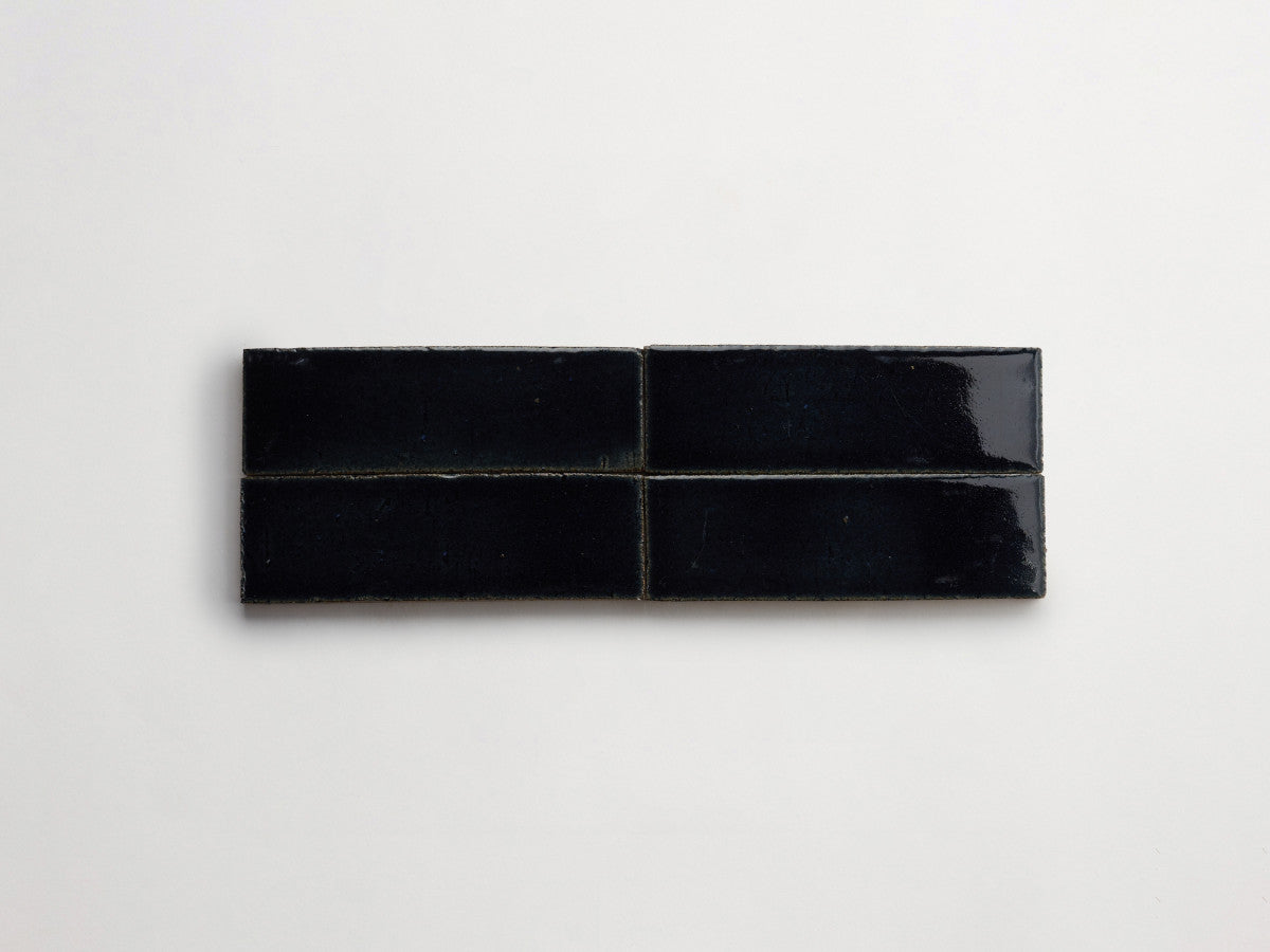 Glazed thin brick 2½x8 Niagara Blue Blue guild.