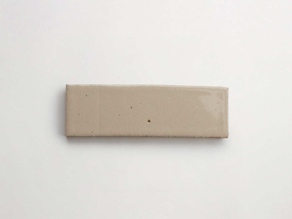 Glazed thin brick 2½x8 Durand Ash Natural guild.