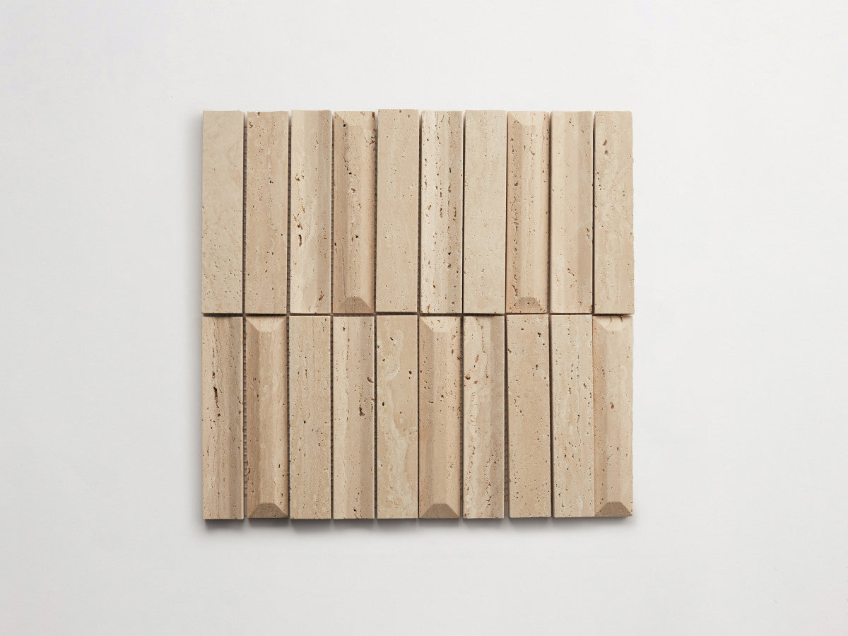 clé lapidary: lavorato | apiari | honed | beige travertine ~ 1¼"x6"x½"