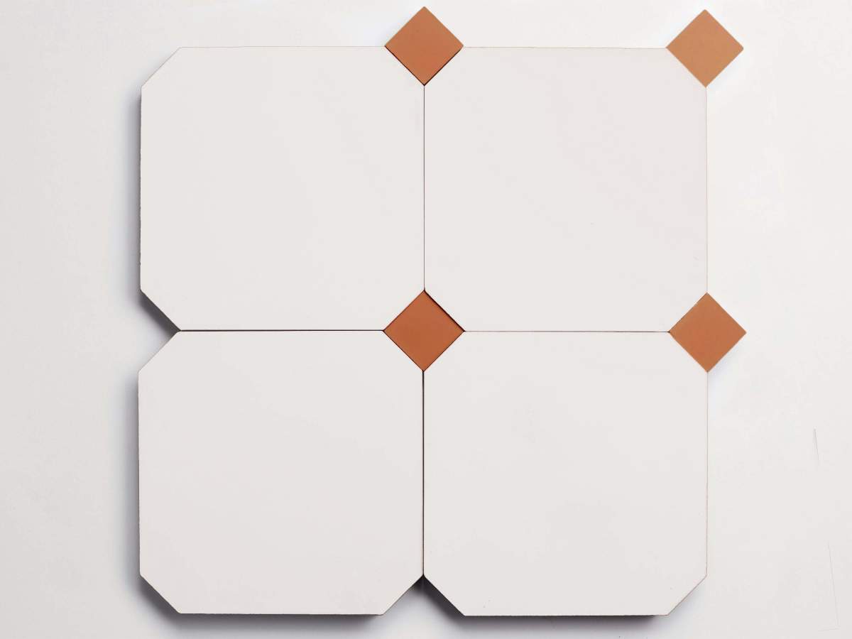 Cement pavimenti white octagon + flowerpot bouchon.