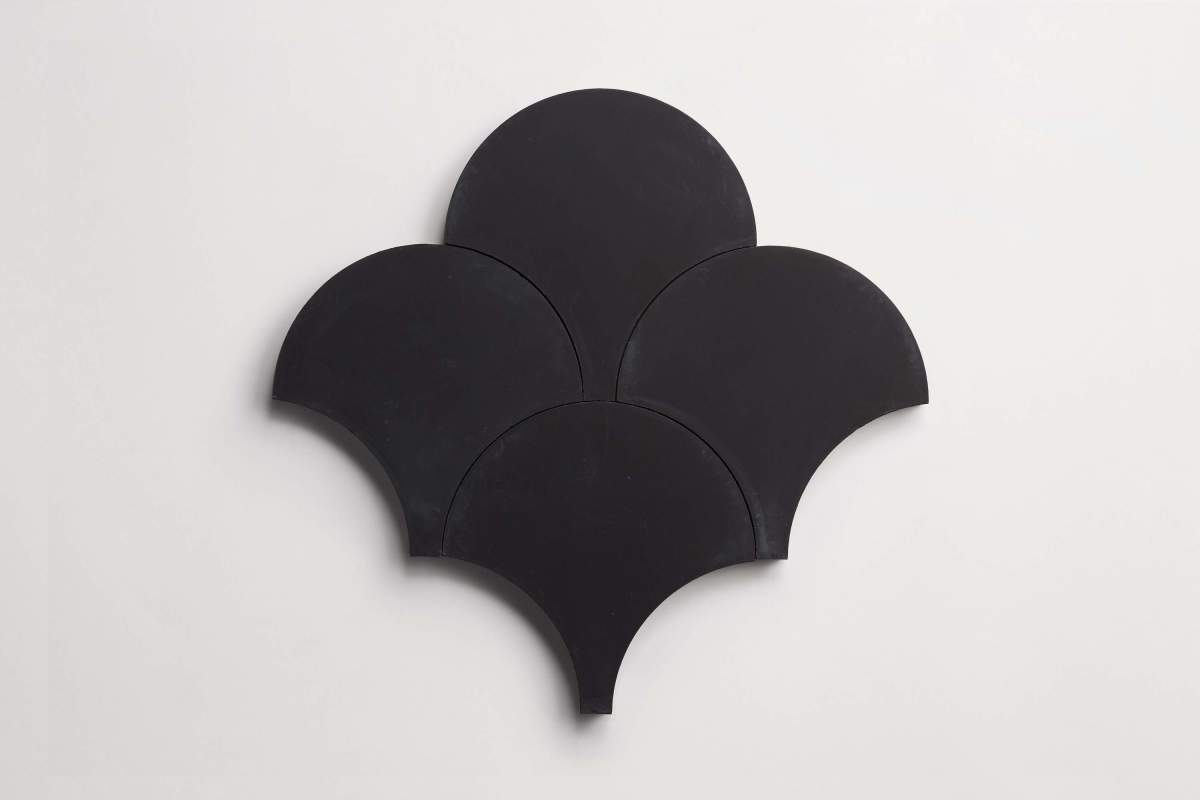 Cement tile solid colors 8x8 Scallop Black.