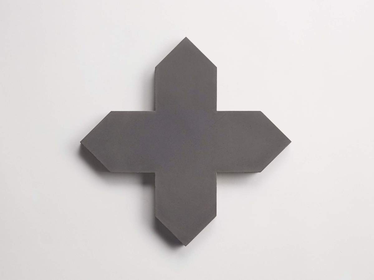 Cement pavimenti flowerpot star + charcoal cross.