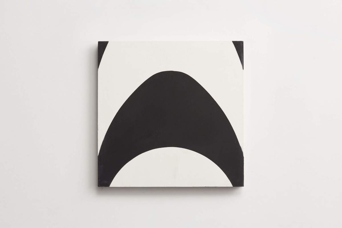 Tile concrete cement rio black white.