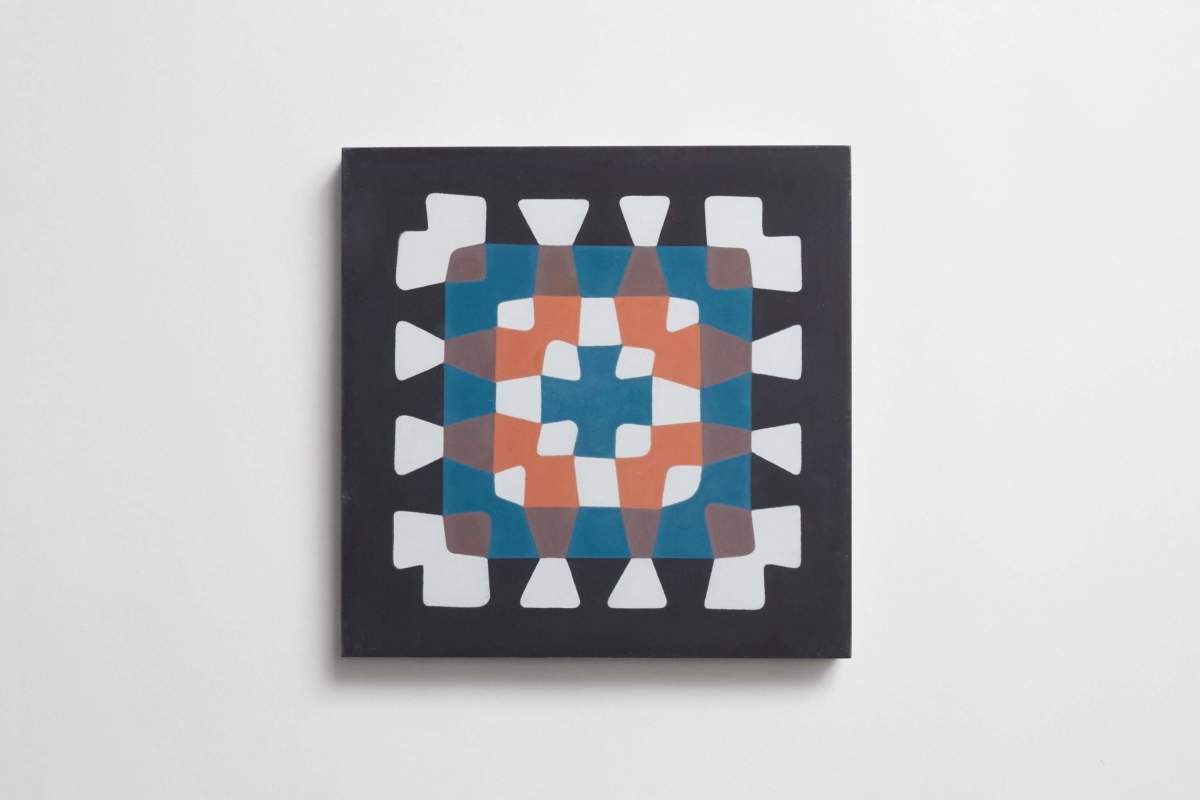 Tile pattern cement granny squares black (bundle).