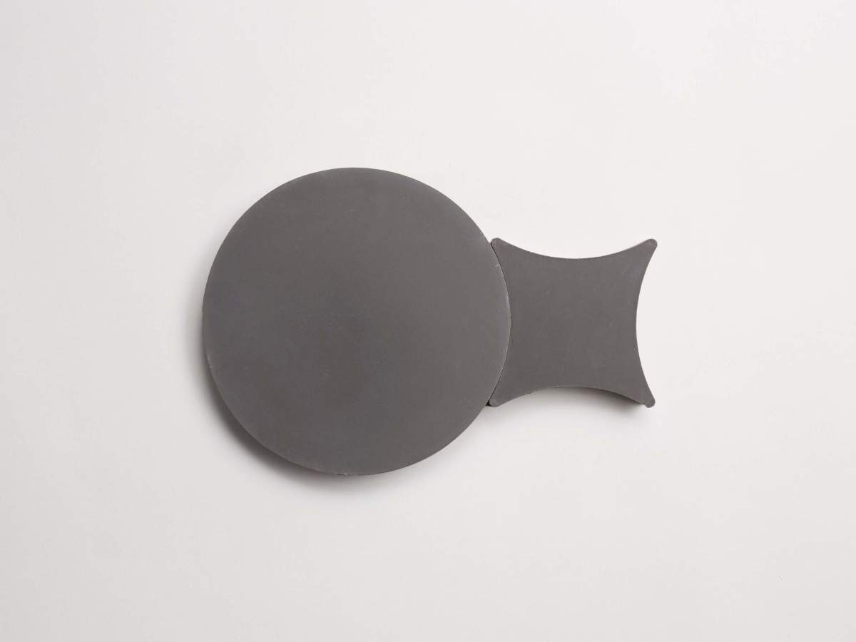 Cement pavimenti charcoal sofia circle + losange tile.