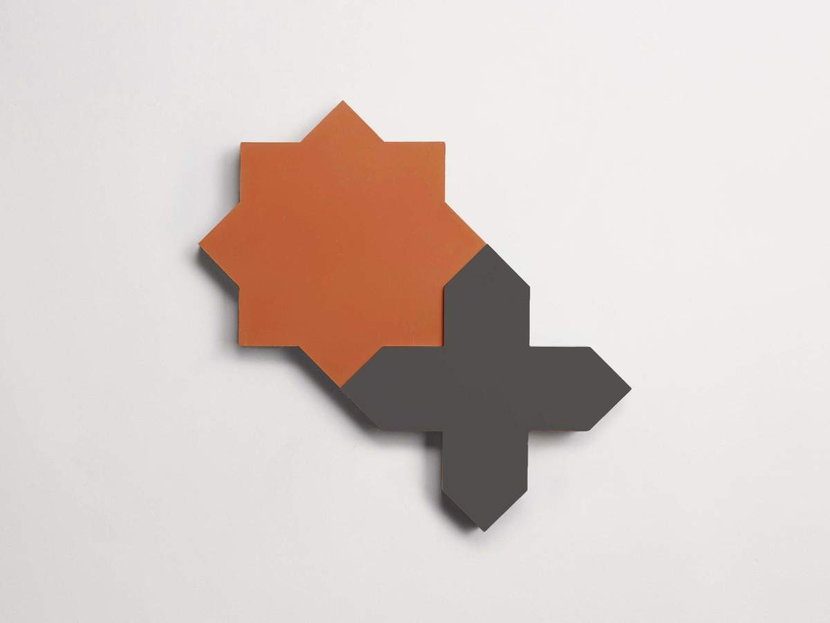 Cement pavimenti flowerpot star + charcoal cross.