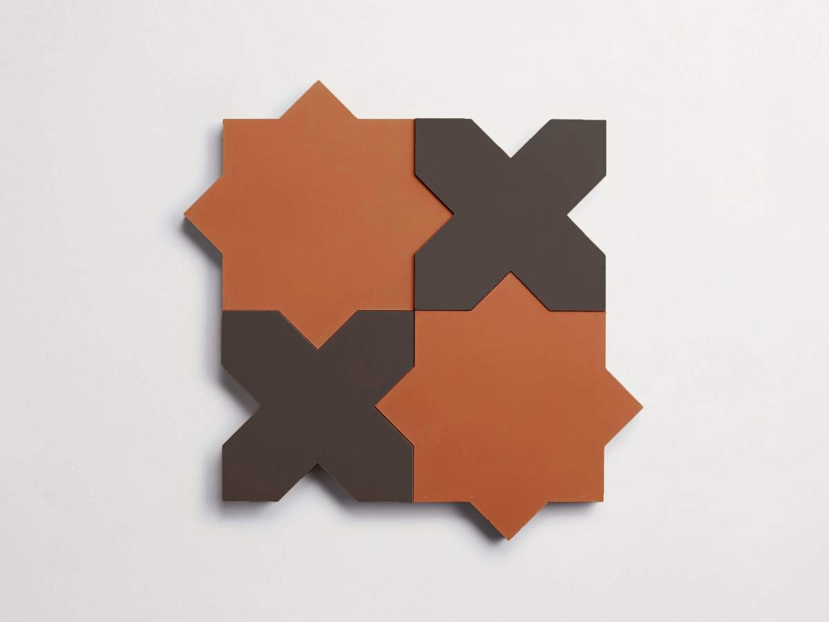 Cement pavimenti flowerpot star + charcoal cross.
