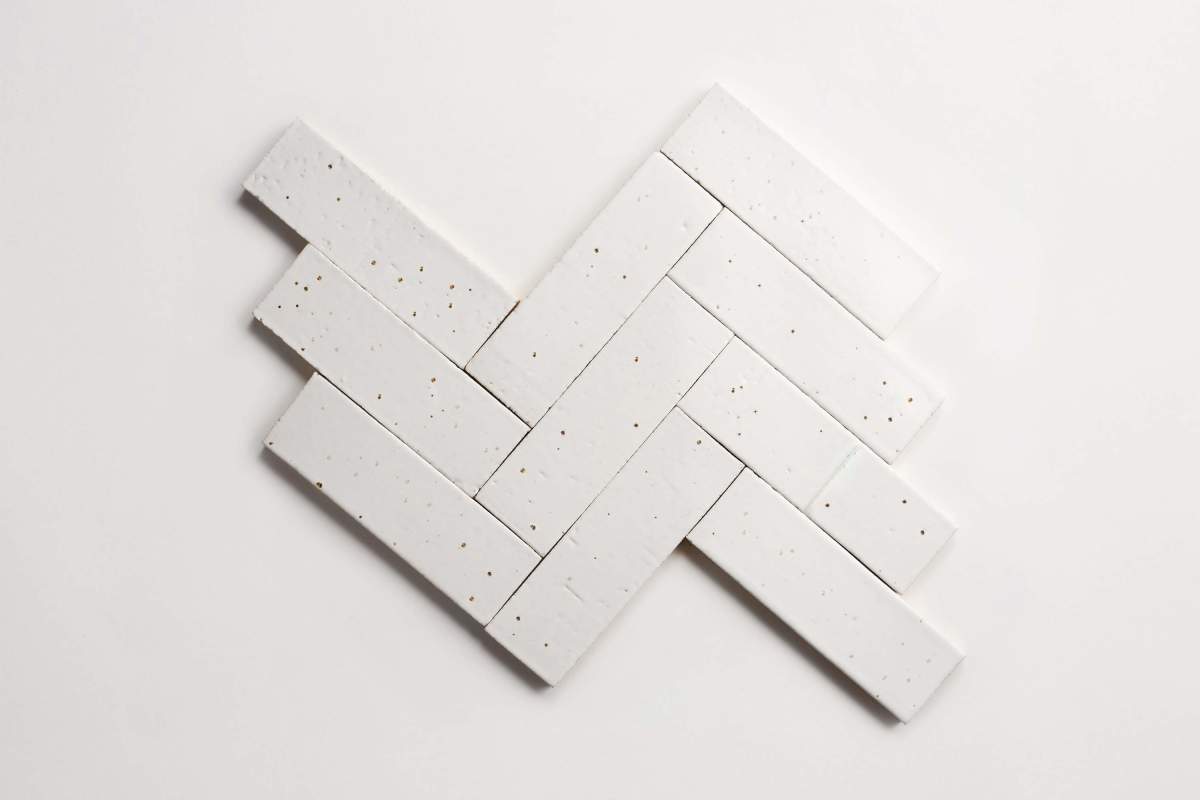 Guild fundamentals brick small batch white gloss.