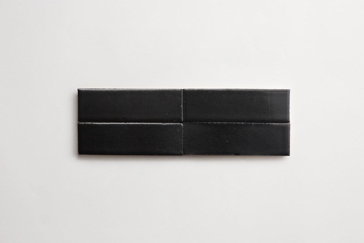 clé guild | cigar | satin | black satin  ~ 2½"x8"x½"