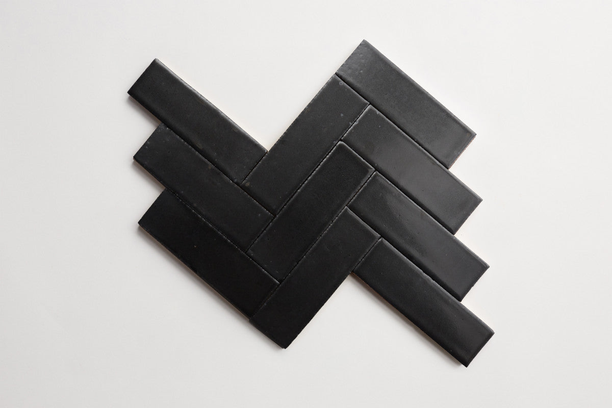 clé guild | cigar | satin | black satin  ~ 2½"x8"x½"