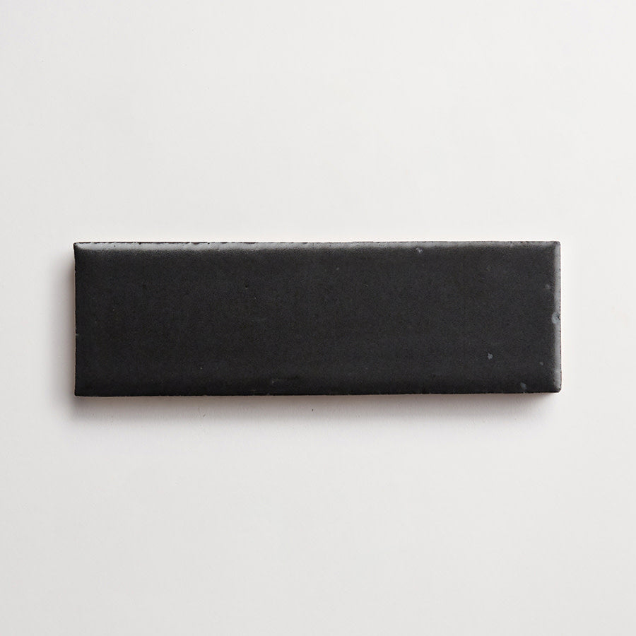 clé guild | cigar | satin | black satin | sample ~ 2½"x8"x½"