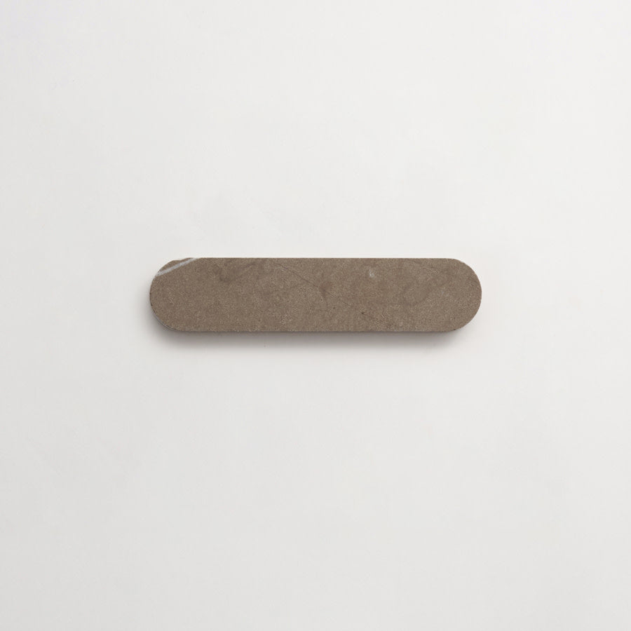 clé lapidary: smooth-cut ovals | oval petit mosaic sheet | honed | cashmere grey | sample ~ 1⅜"x6"x⅜"