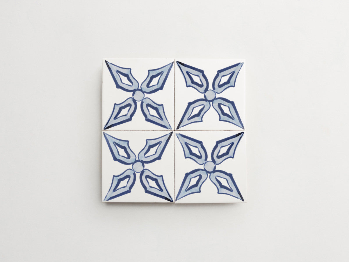 Italian Maiolica 4x4 Tile Hand Painted Floral Genziana.