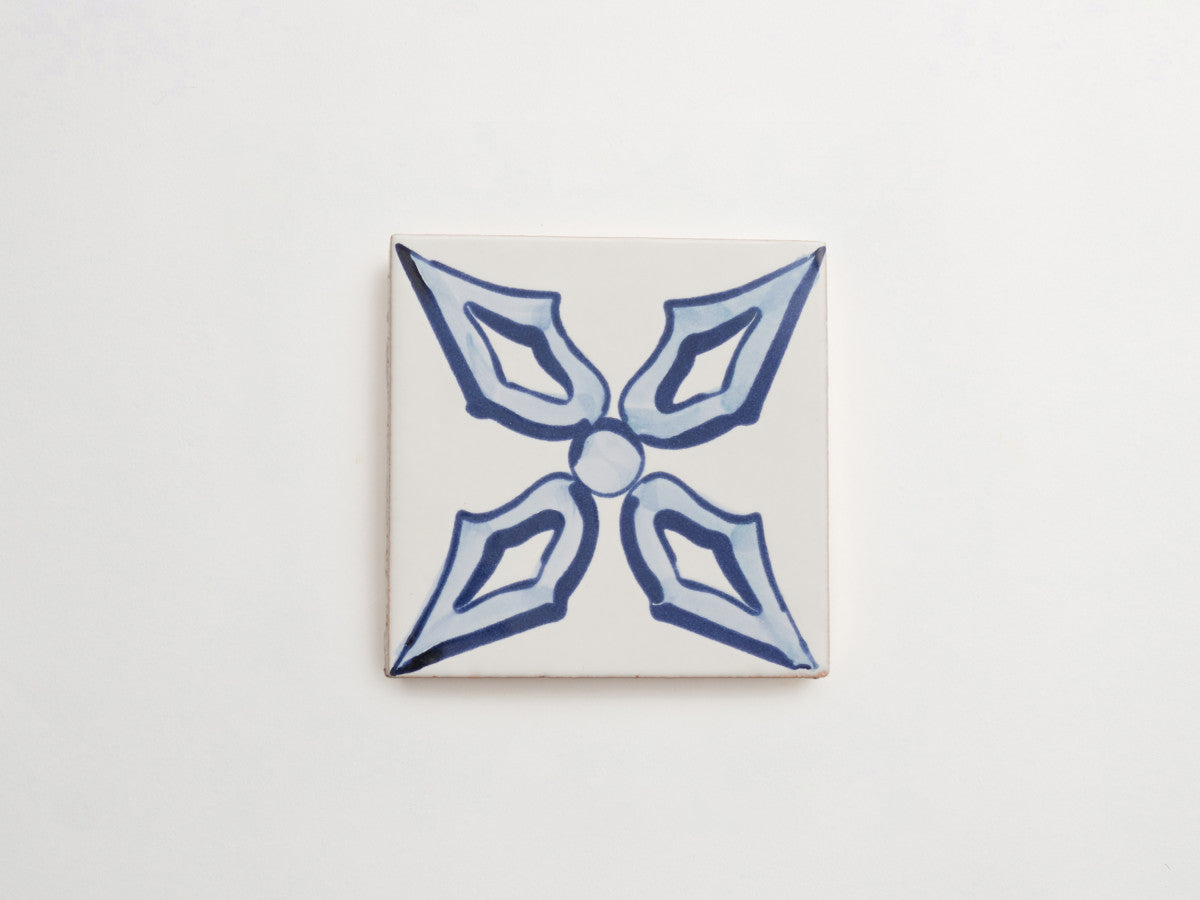 Italian Maiolica 4x4 Tile Hand Painted Floral Genziana.
