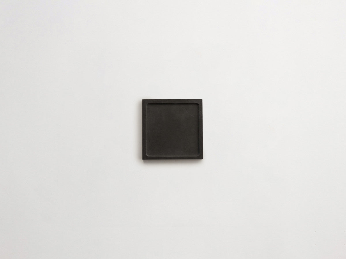 clé lapidary: incasso | stout | honed | noir fumé ~ 6"x6"x⅝"