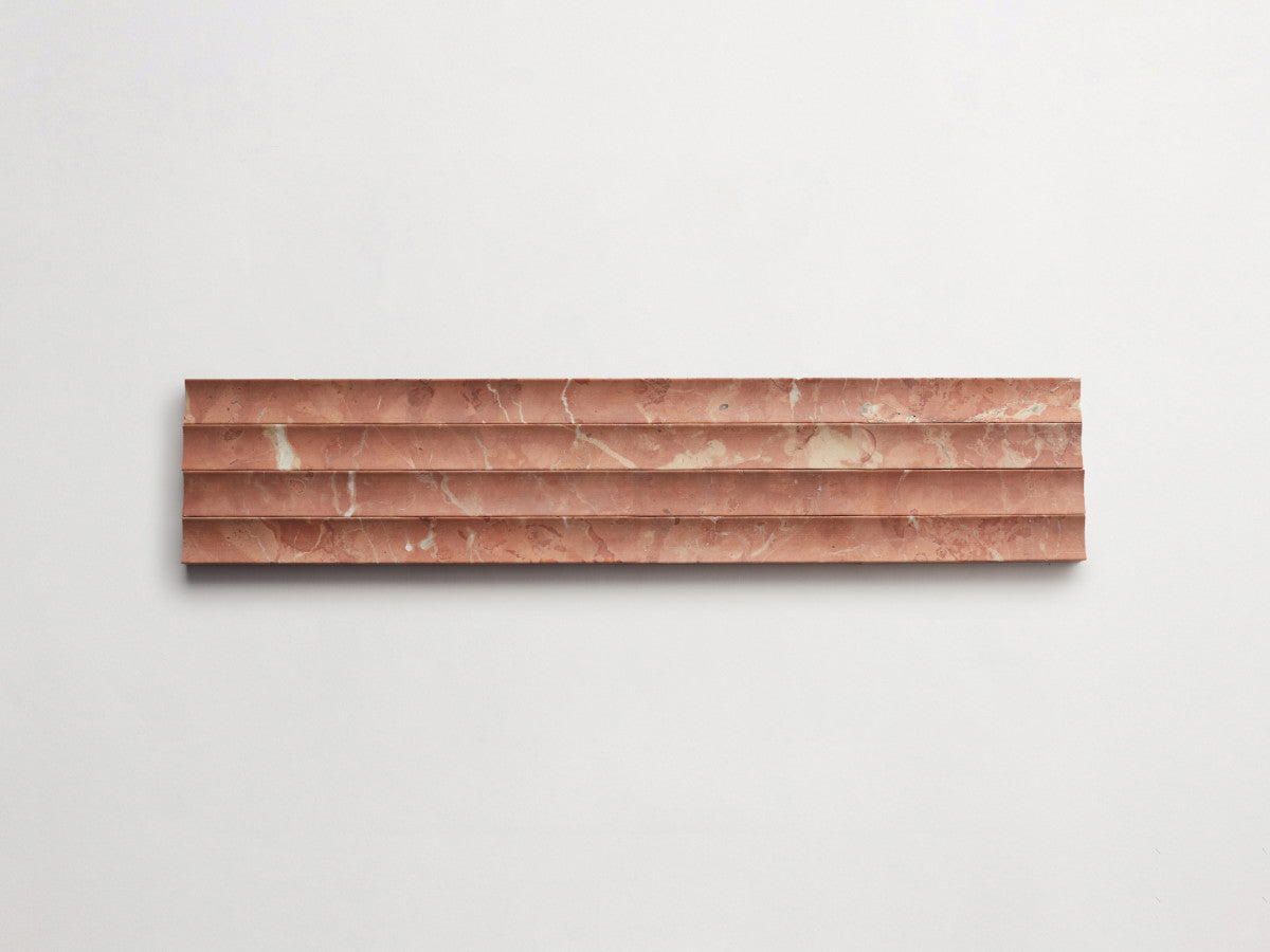 Fluted red marble 3d-tile lapidary etui grand.