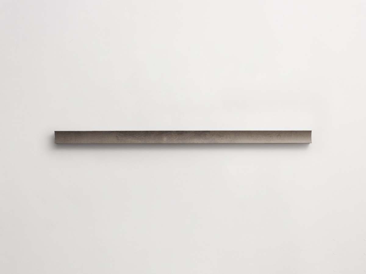 Lapidary fluted tile cashmere grey 23.5 x 1.25.