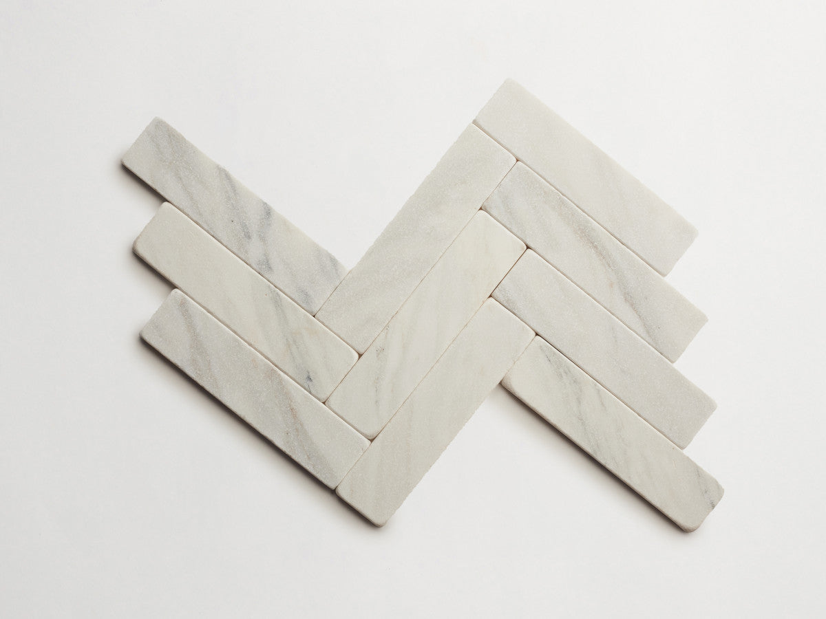 Lapidary stone tile 8 x 2 Calacatta Gold Tumbled.