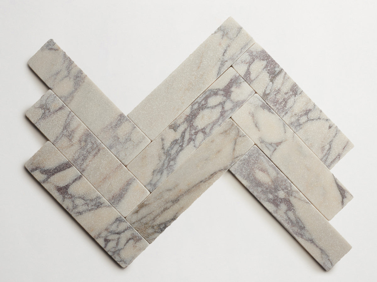 Lapidary stone tile 12 x 3 Calacatta Viola White Tumbled.