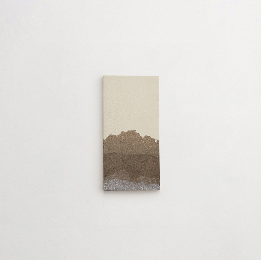 Ceramic Shibori Tile White 8x4 Silver Grey Dip tile.