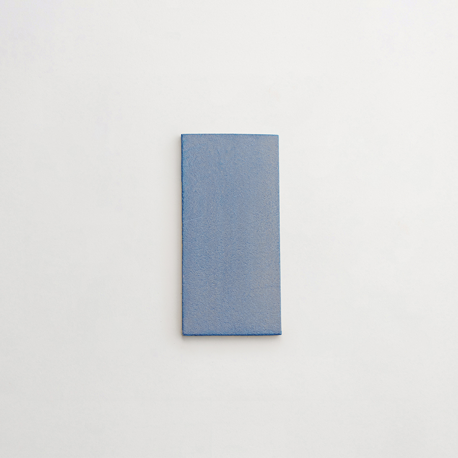 Ceramic Shibori Tile Natural 8x4 Indigo Wash tile.
