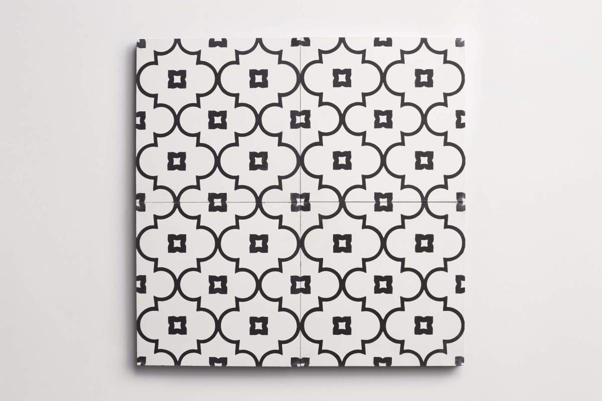 Tile cement moroccan 2 petite arabesque black.