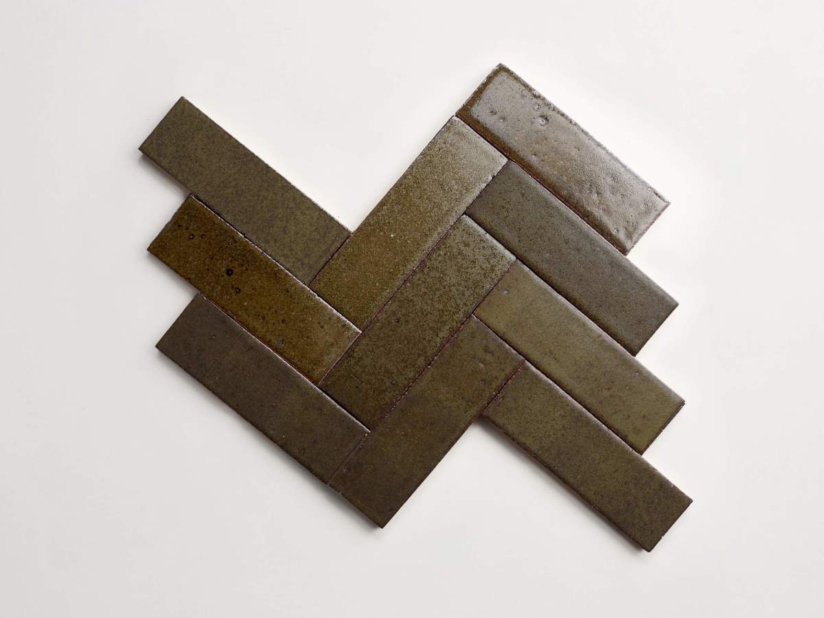 clé guild: new california | cigar | satin | bracken | sample ~ 2½"x8"x½"