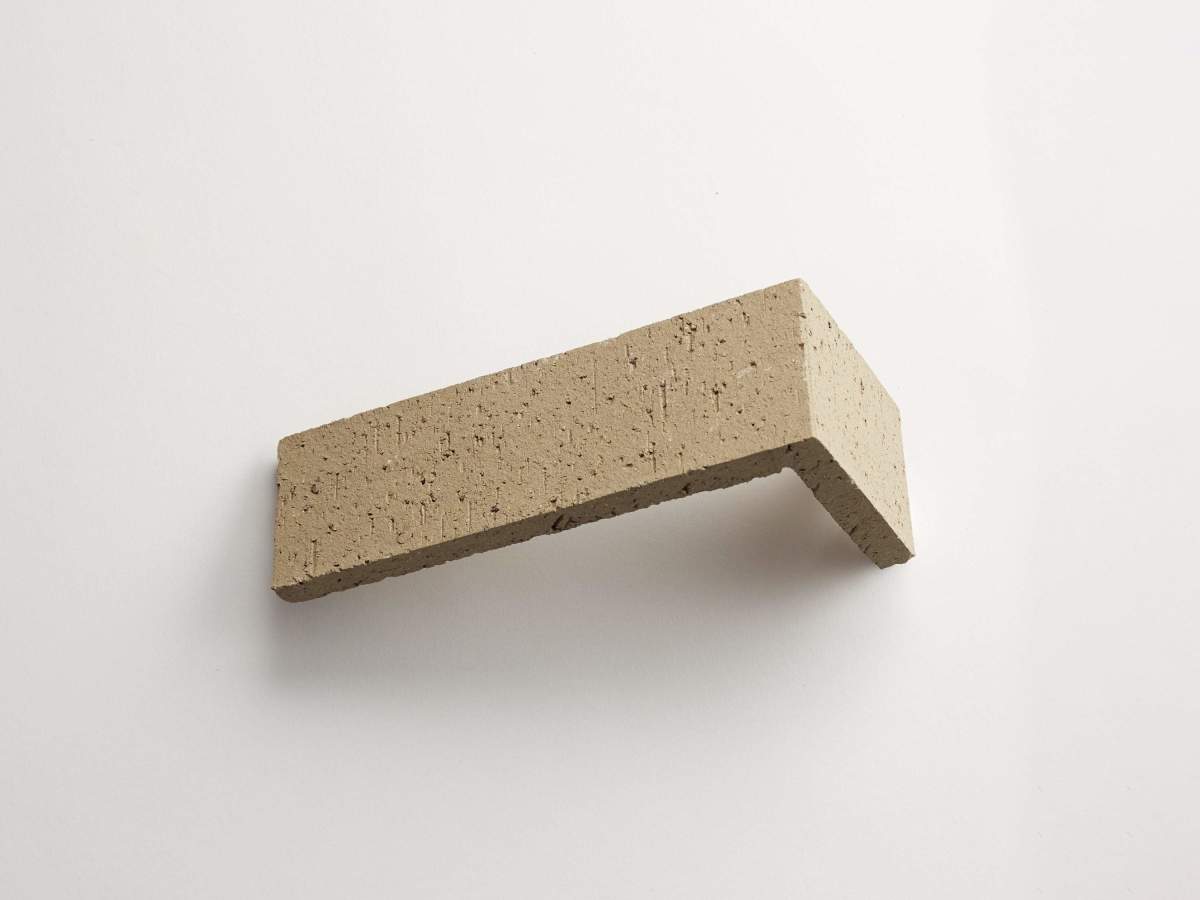 Sinter corner standard issue foundry flats tile.