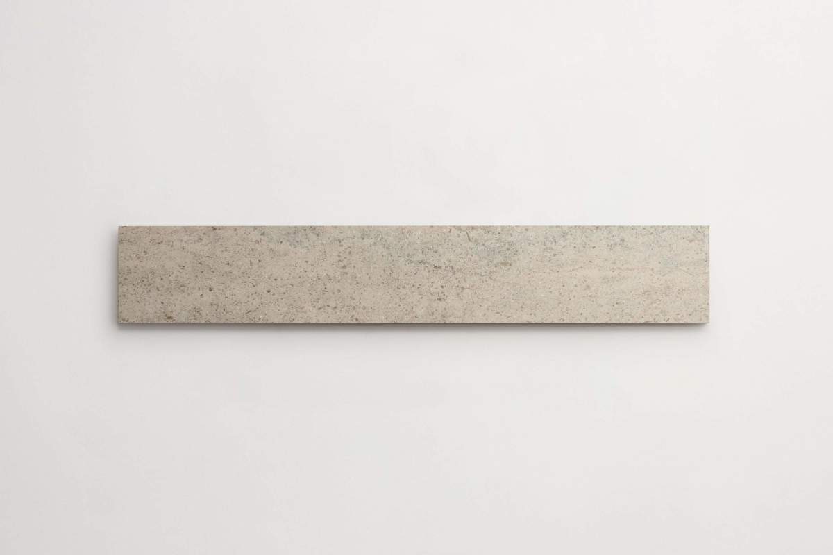 Limestone stone tile plank grand place moulin.