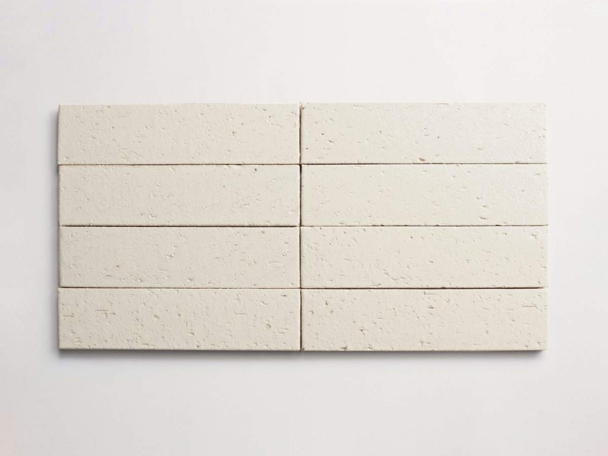 Modern farmhouse glazed brick subway cream gloss tile.